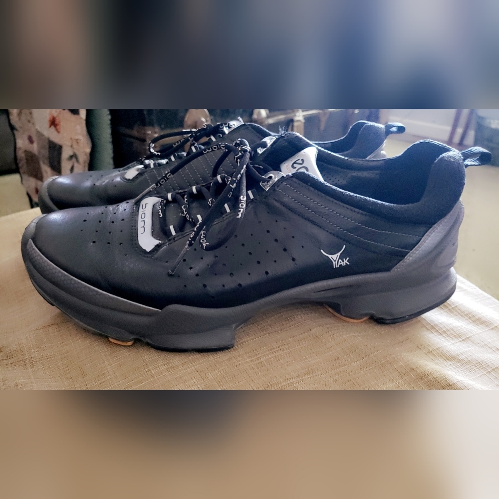 ECCO YAK leather Golf Shoes